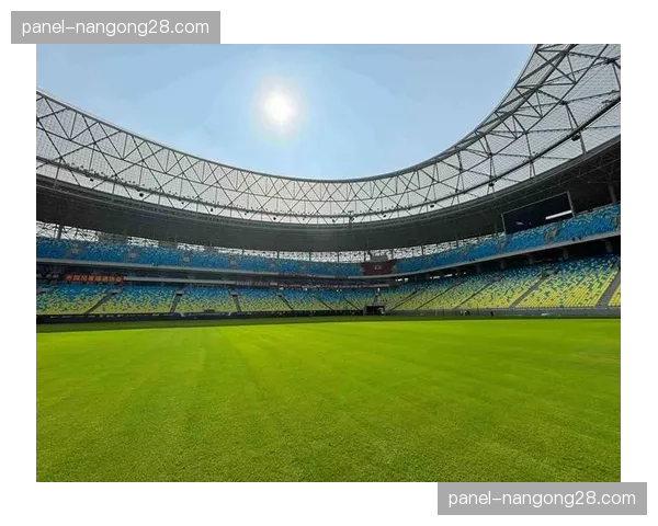 多特蒙德宣布伊杜纳信号公园球场草皮将进行夏季全面升级。