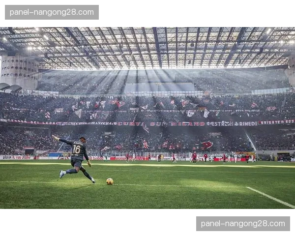 圣西罗雨战，皮奥利与德罗西场边激烈交流，第四官员上前劝阻